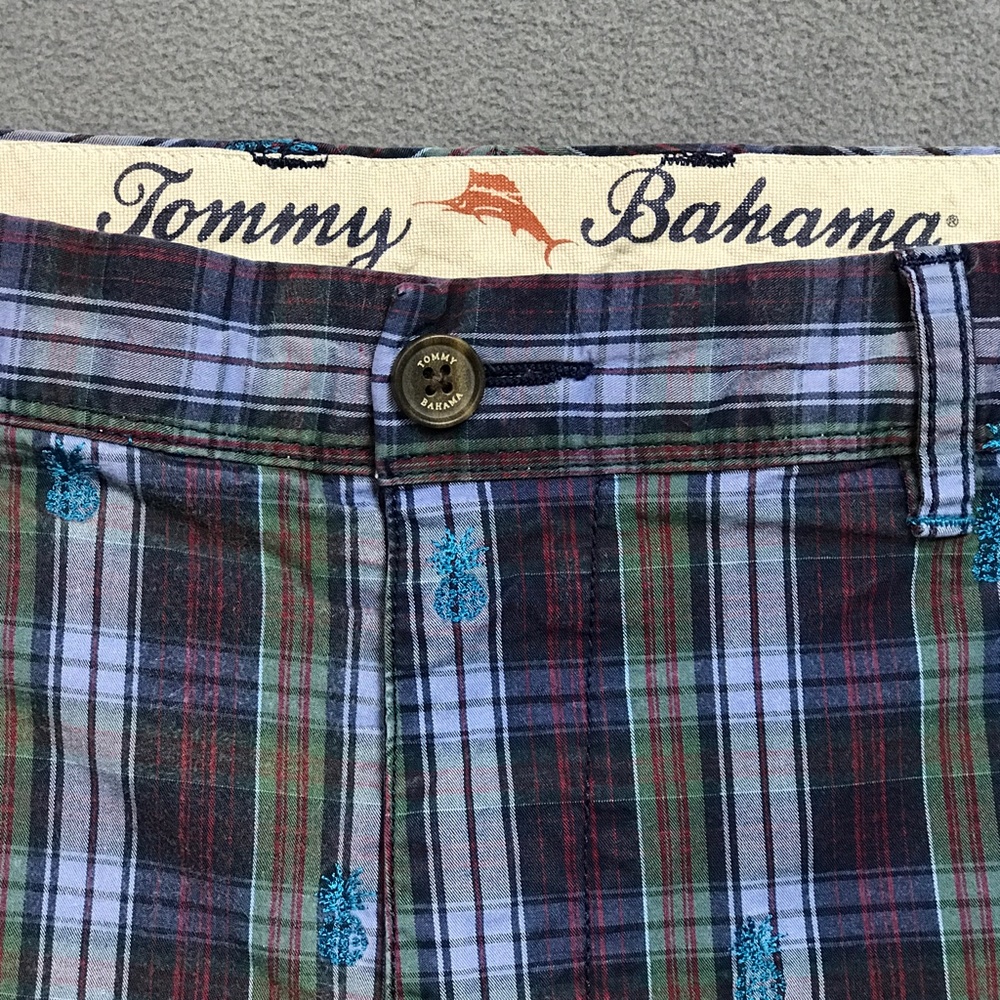 Tommy Bahama Shorts Pineapple Embroidery Plaid Mens 38